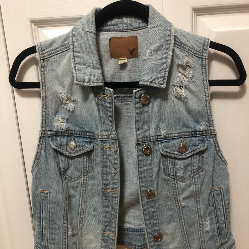 American Eagle Jean Vest